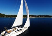 barcha a vela vela barca a vela yacht a vela cielo blu mare
